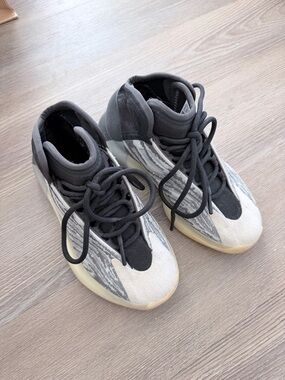 Unisex Grey and Cream Athletic Sneakers